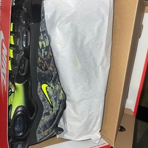 Nike Air Max *BRAND NEW*